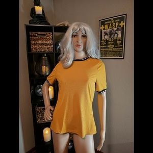 Mustard yellow short sleeve mock neck shirt